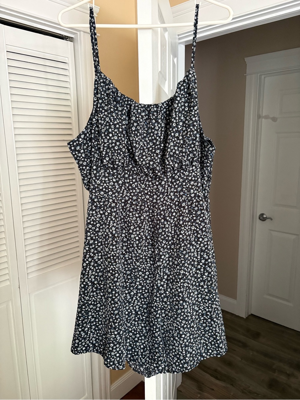 Floral Spaghetti-Strap Romper in Navy and White